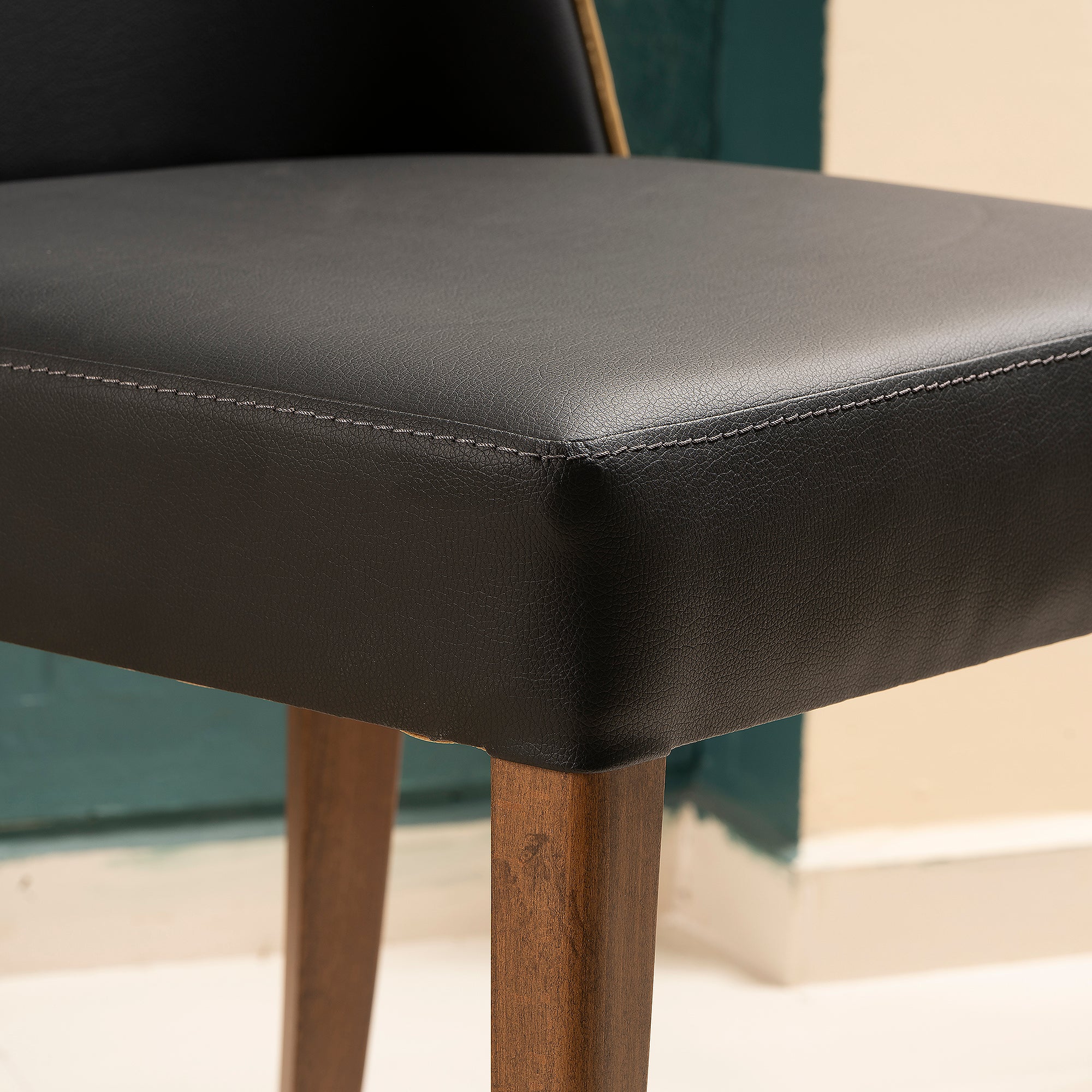 Pars Chair - Black & Walnut Set of 2